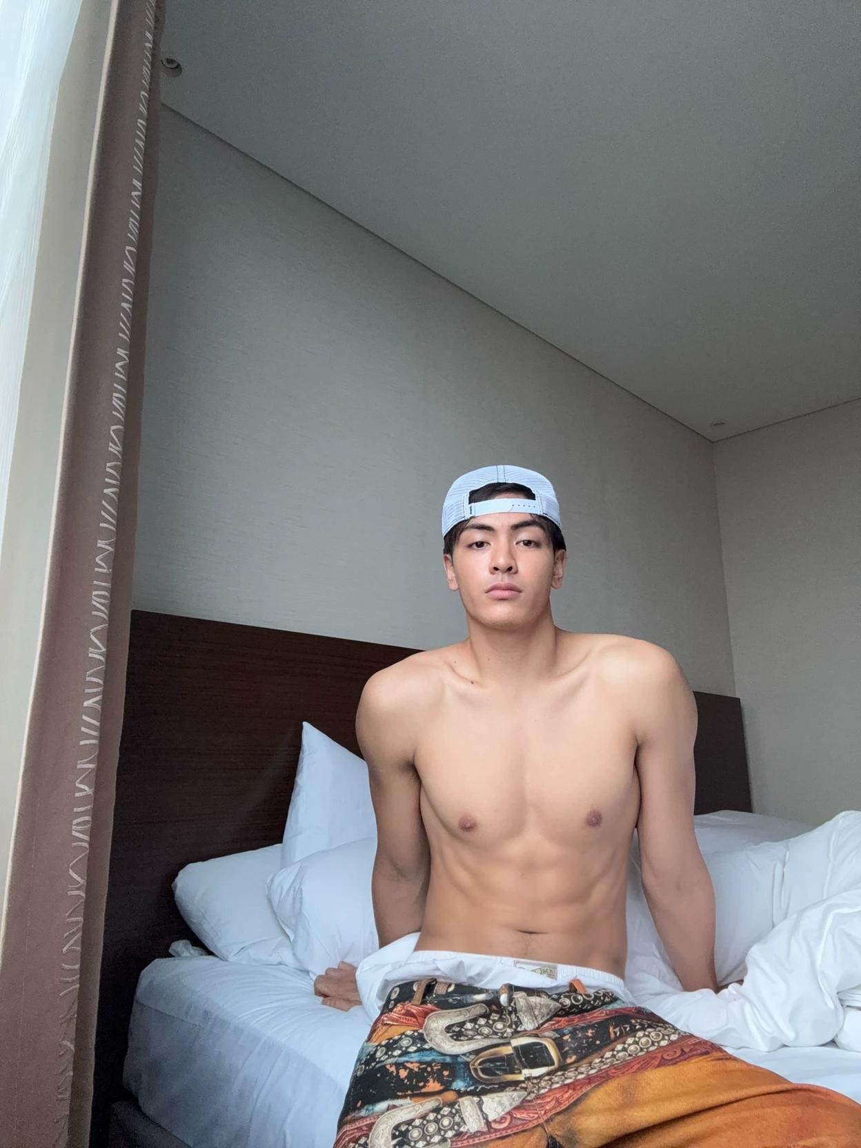 Joong Archen thumbnail
