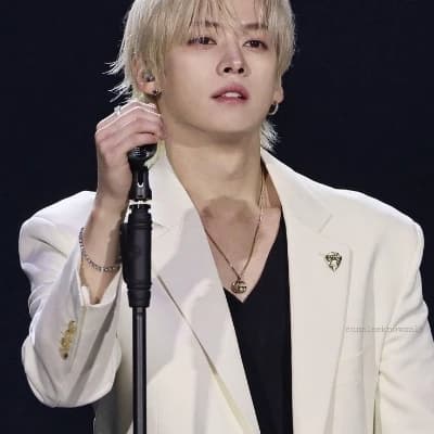 Lee Jung bitch thumbnail