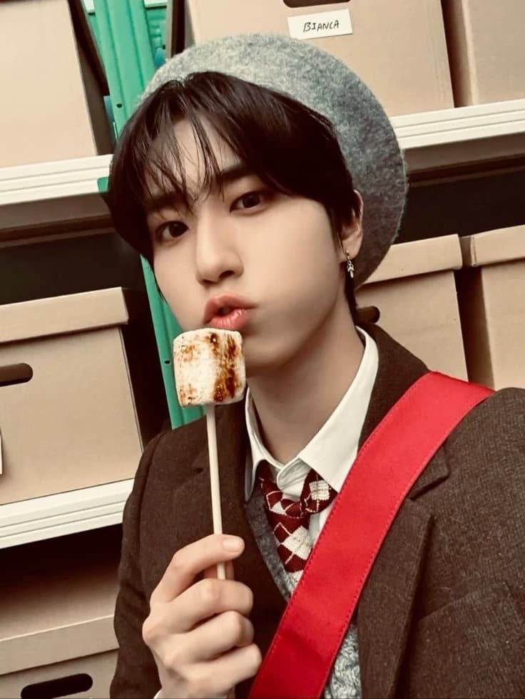 Han jisung thumbnail