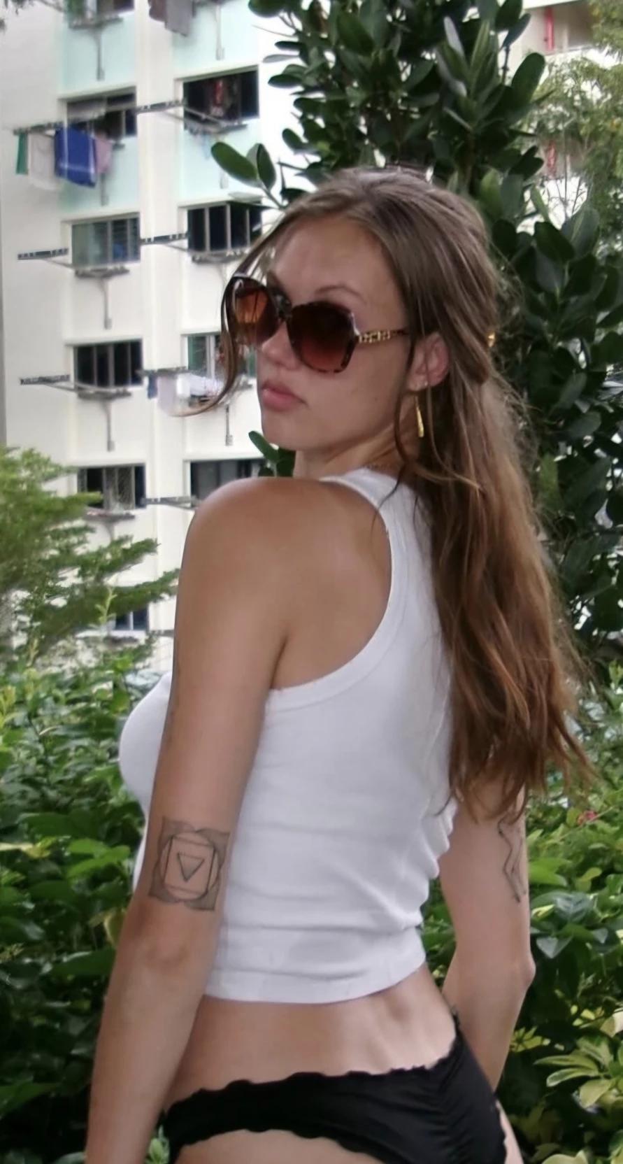 Jada thumbnail