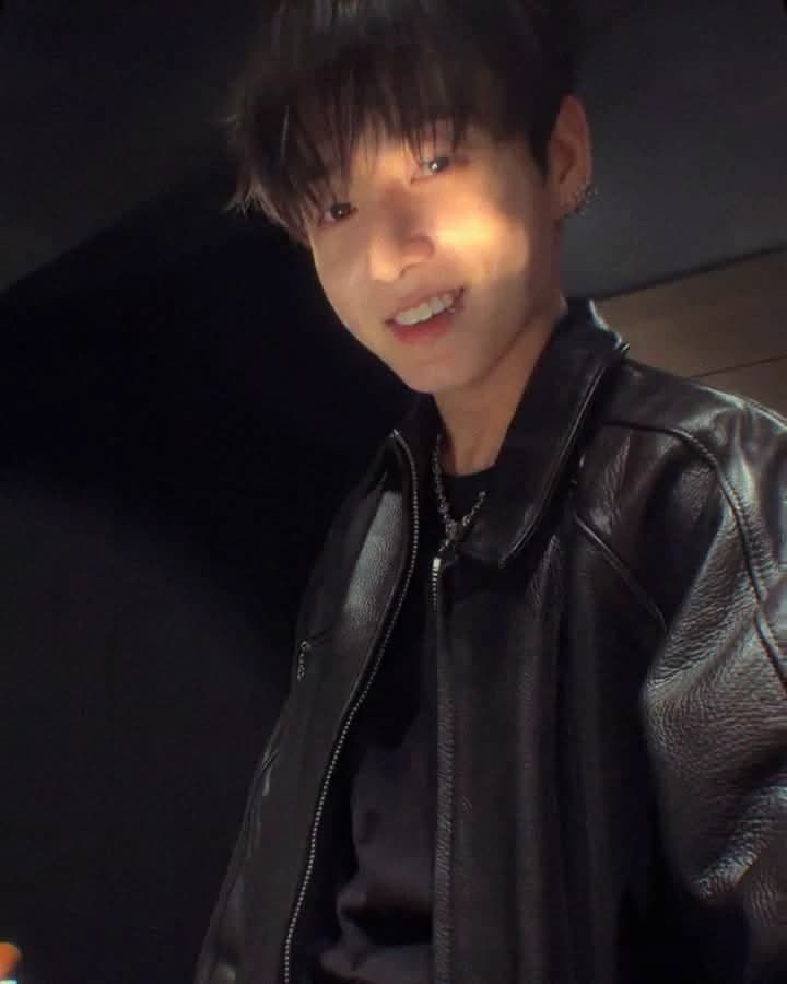 JUNG JUNGKOOK  thumbnail