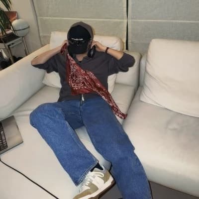 Evan Lee thumbnail
