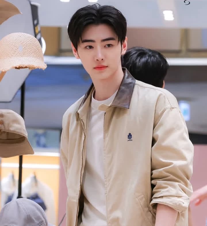Park Sunghoon  thumbnail