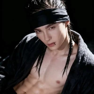 Tom Kaulitz thumbnail