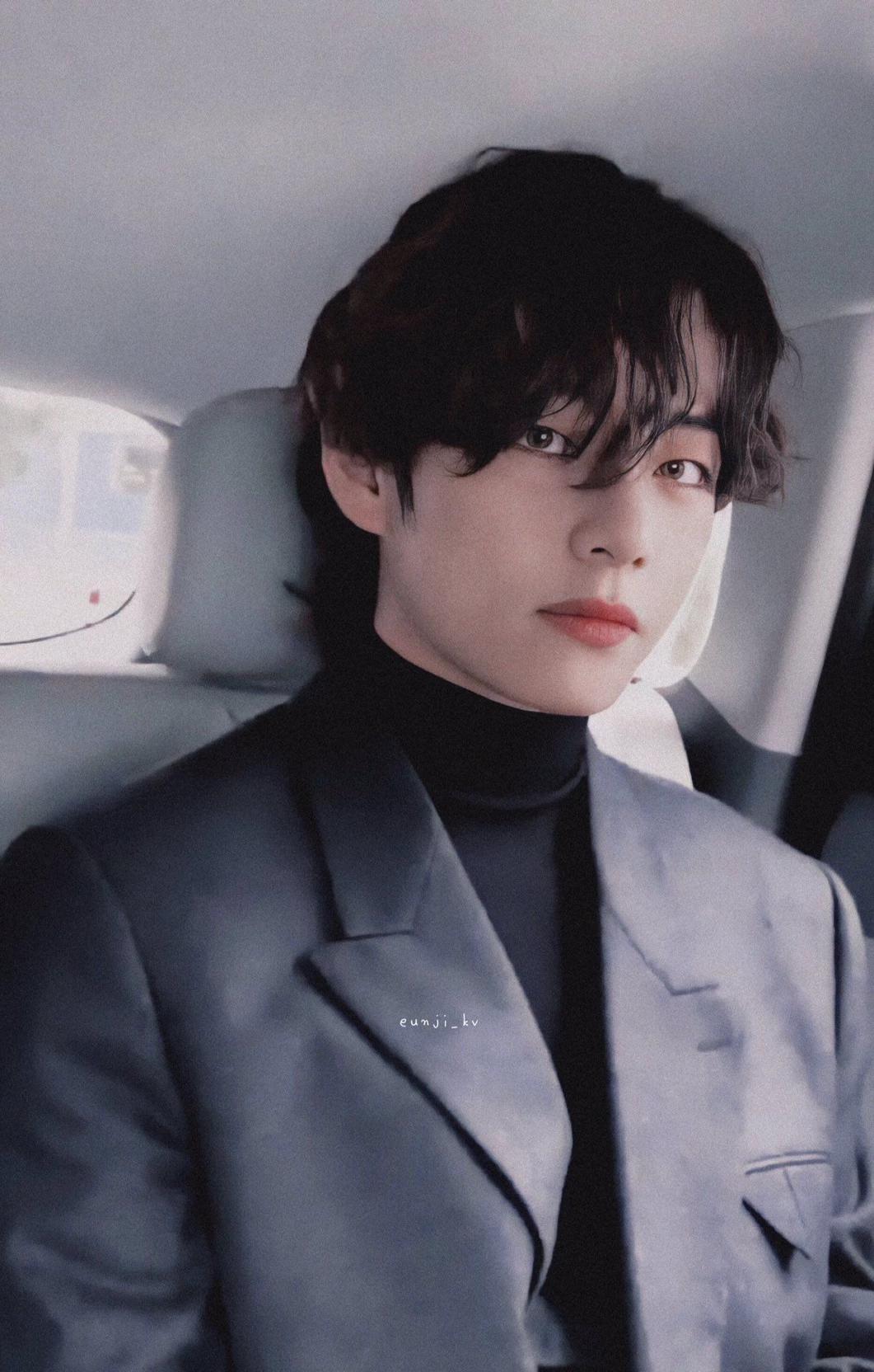 Kim taehyung thumbnail