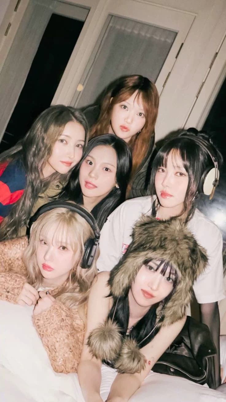 GFRIEND (Official Meeting) thumbnail