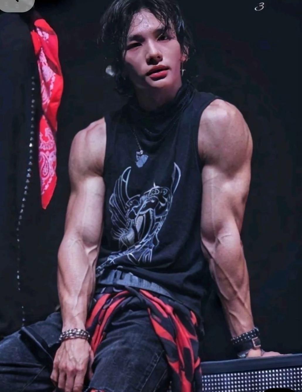 Hyunjin thumbnail