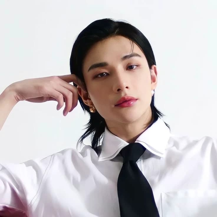 Hyunjin thumbnail