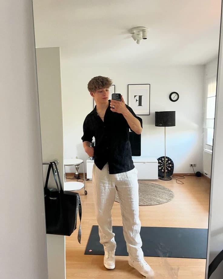leo thumbnail