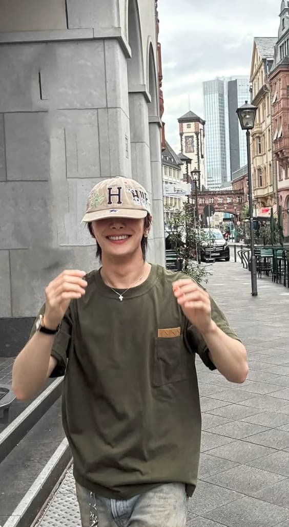 Yang Jeongin thumbnail