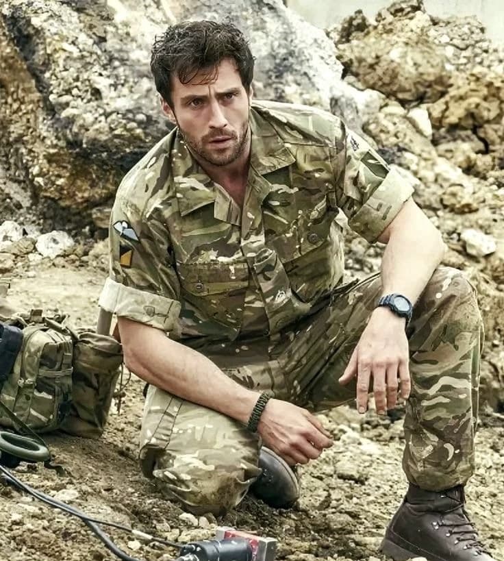 Aaron Taylor Johnson thumbnail
