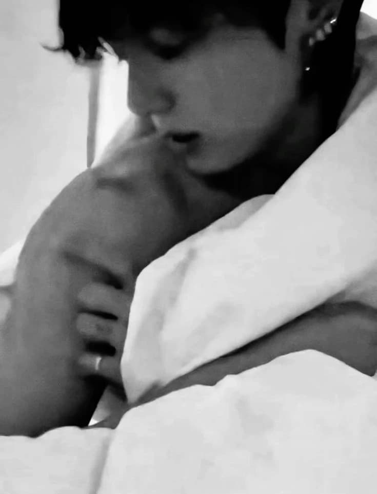 Jungkook thumbnail