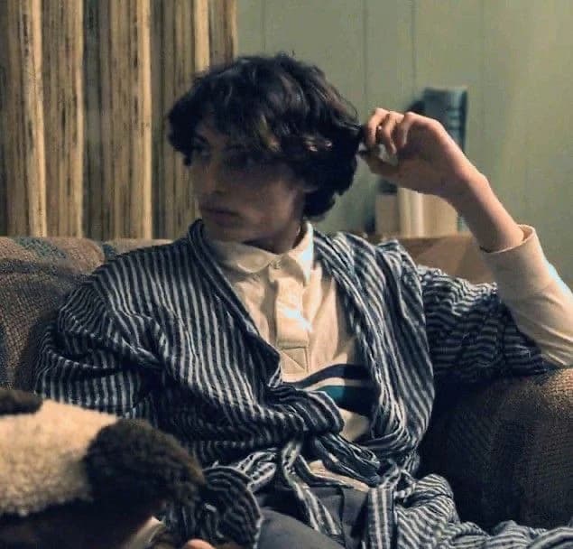 Finn wolfhard thumbnail