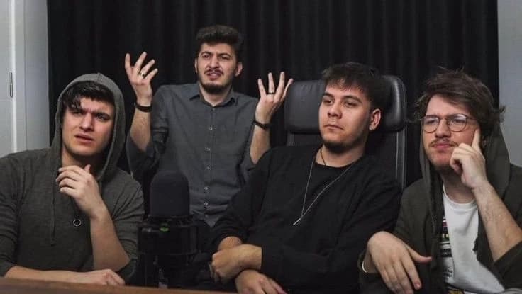 Hugola and his team thumbnail