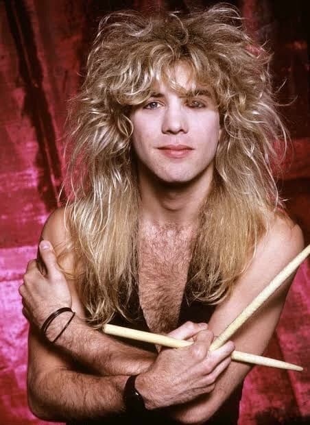 Steven Adler 🥁 thumbnail