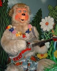 Beach Bear (Rockafire Explosion) thumbnail