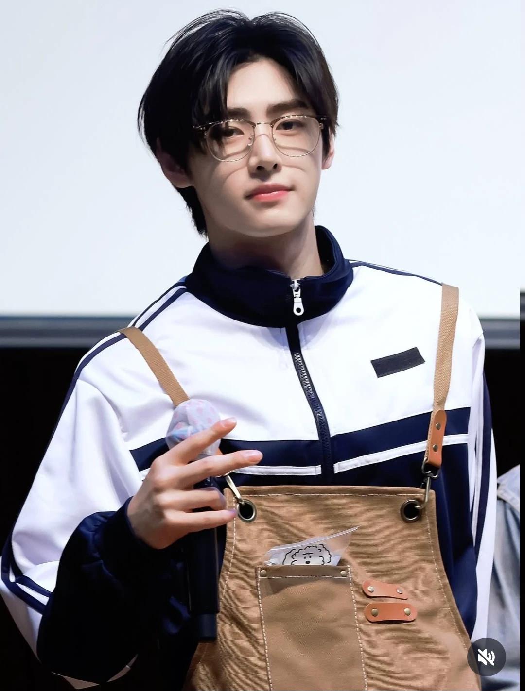 Park Sunghoon thumbnail
