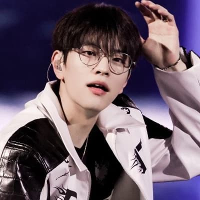 Stray Kids. thumbnail