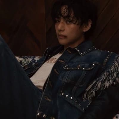 Biker Taehyung🌷 thumbnail