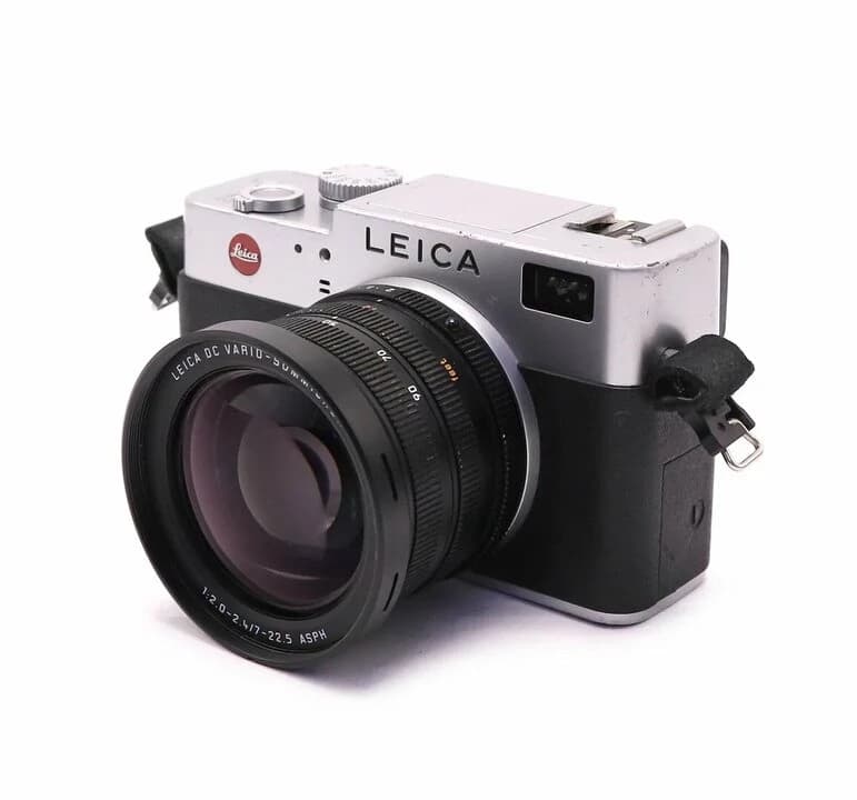 A camera that hypnotizes thumbnail