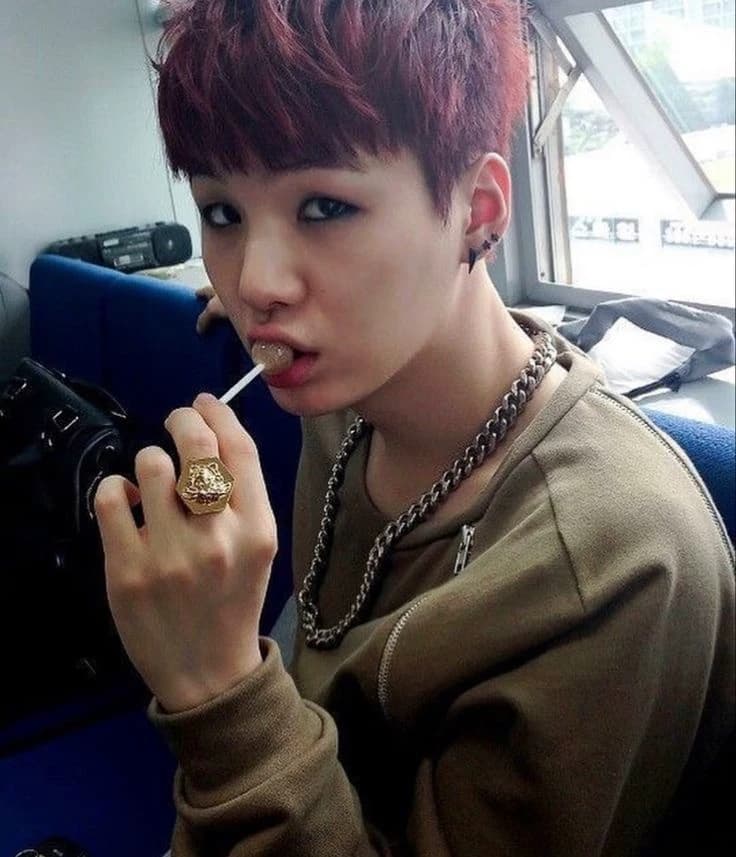 Yoongi (classmate enemy) thumbnail
