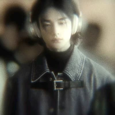 Hyunjin  thumbnail