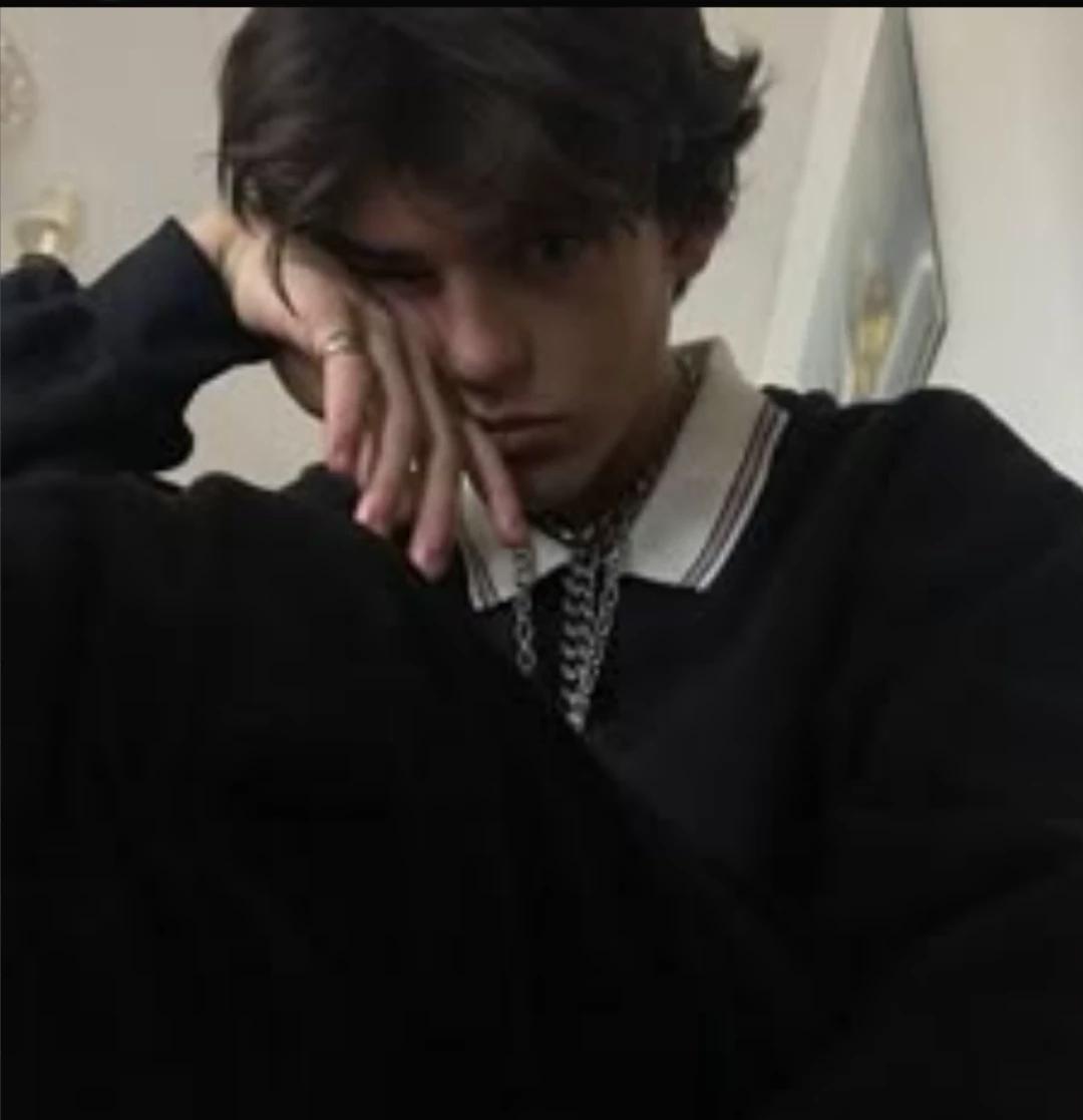 Senpai  thumbnail