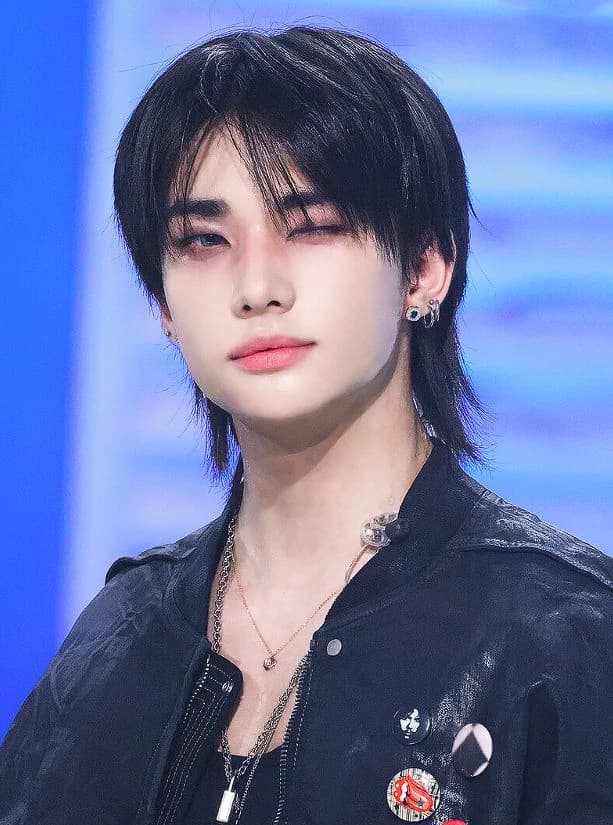 Hyunjin thumbnail