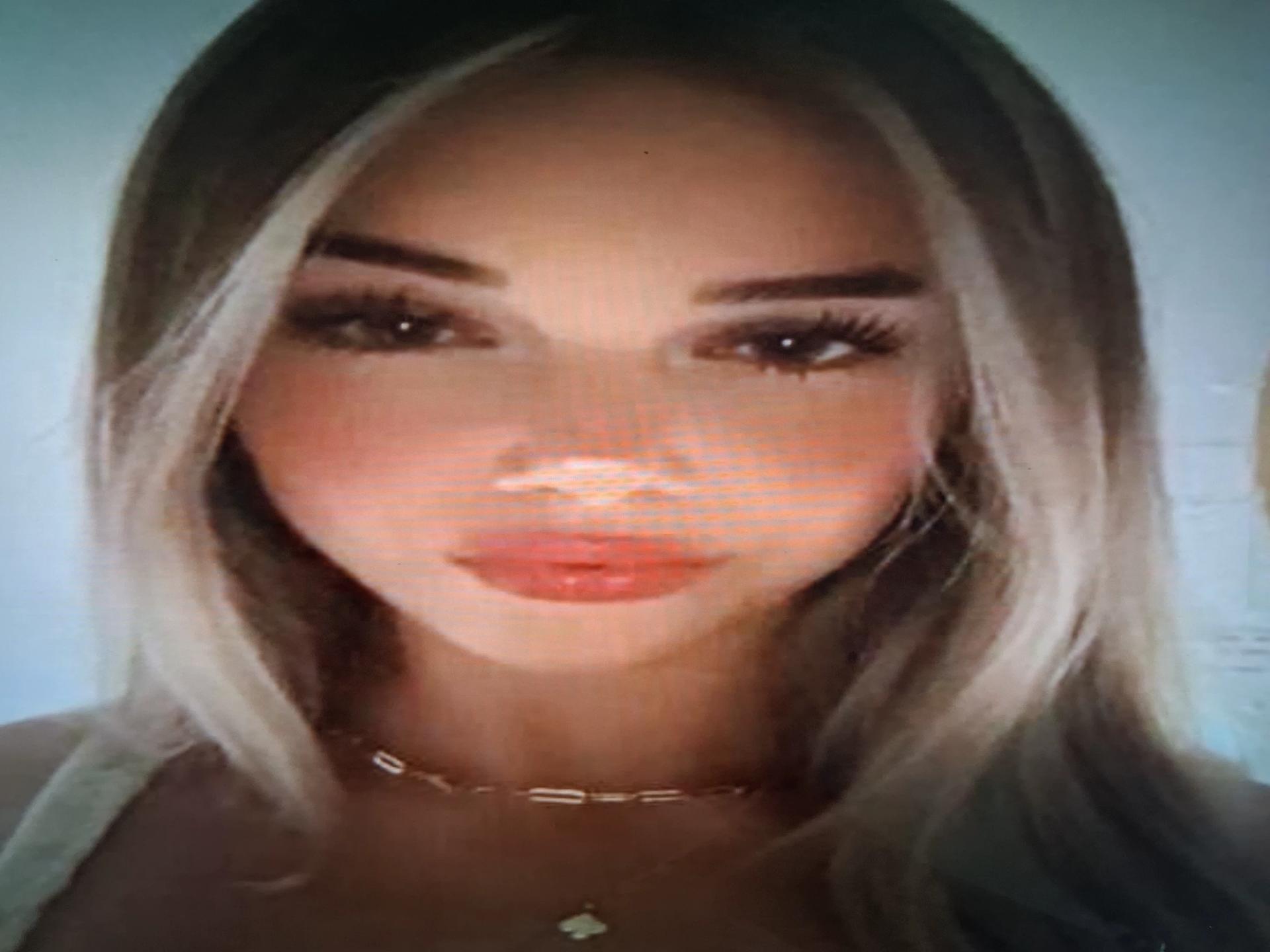 Kayla  thumbnail