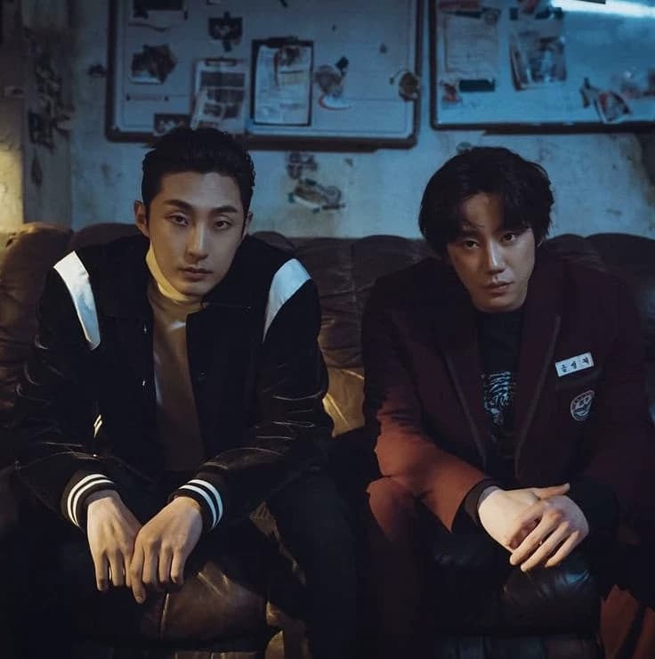 Three hearts beating for one thumbnail