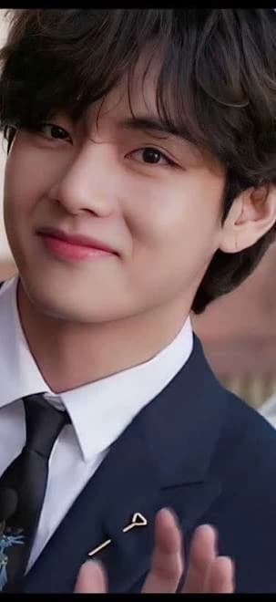 Kim taehyung thumbnail