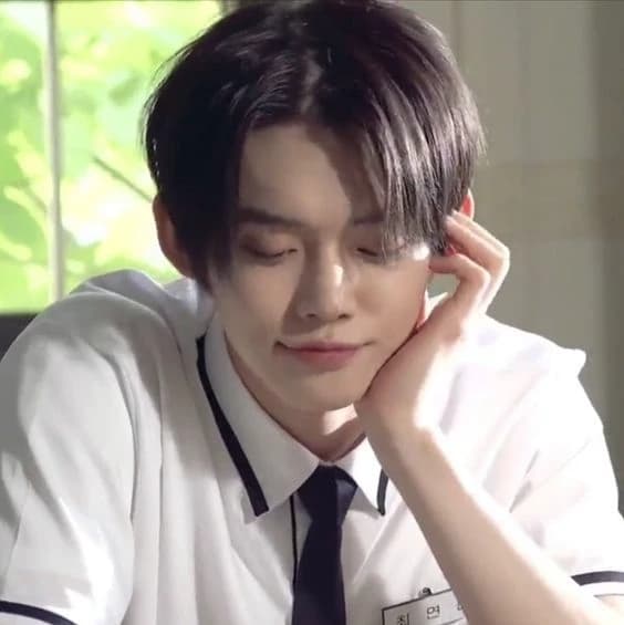 Yeonjun - in love thumbnail