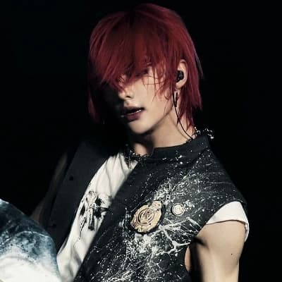 Hwang Hyunjin thumbnail