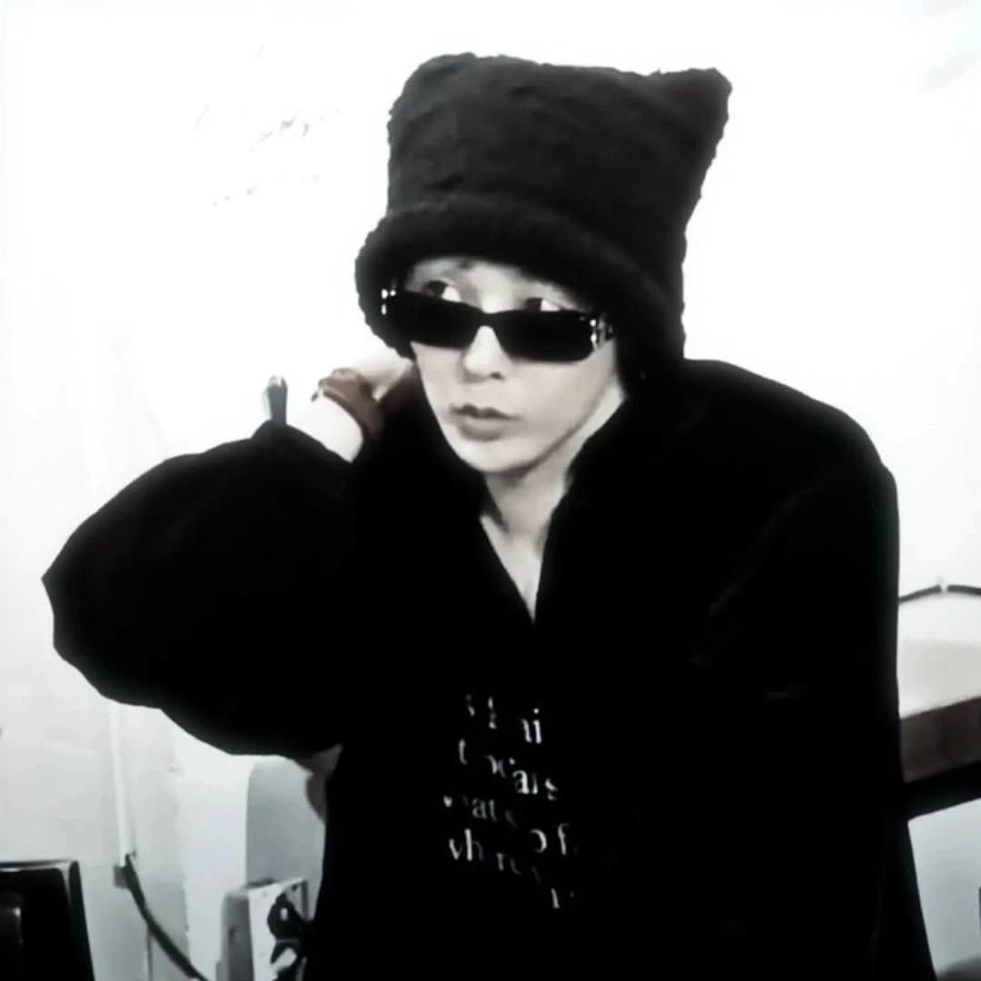 Kwon Jiyong thumbnail