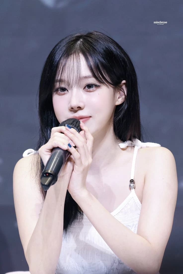 — GL | Kim Minjeong. thumbnail