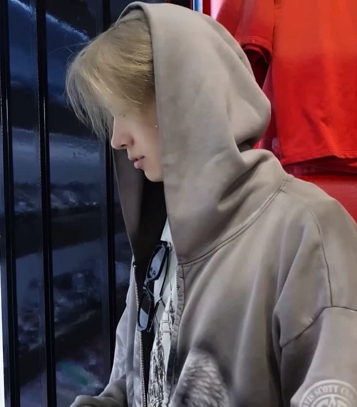 Heeseung  thumbnail