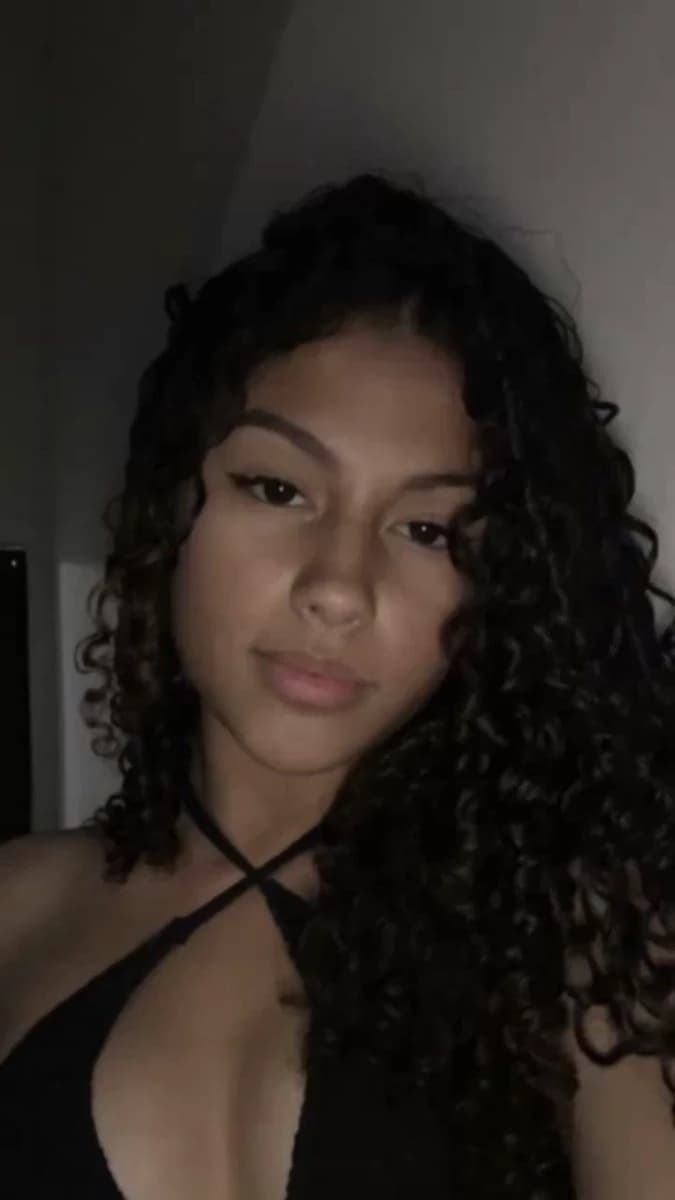 Elena thumbnail