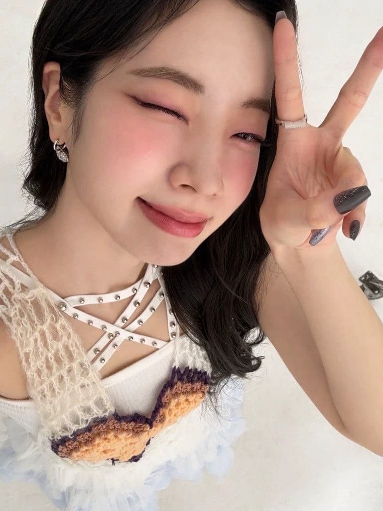 Dahyun thumbnail