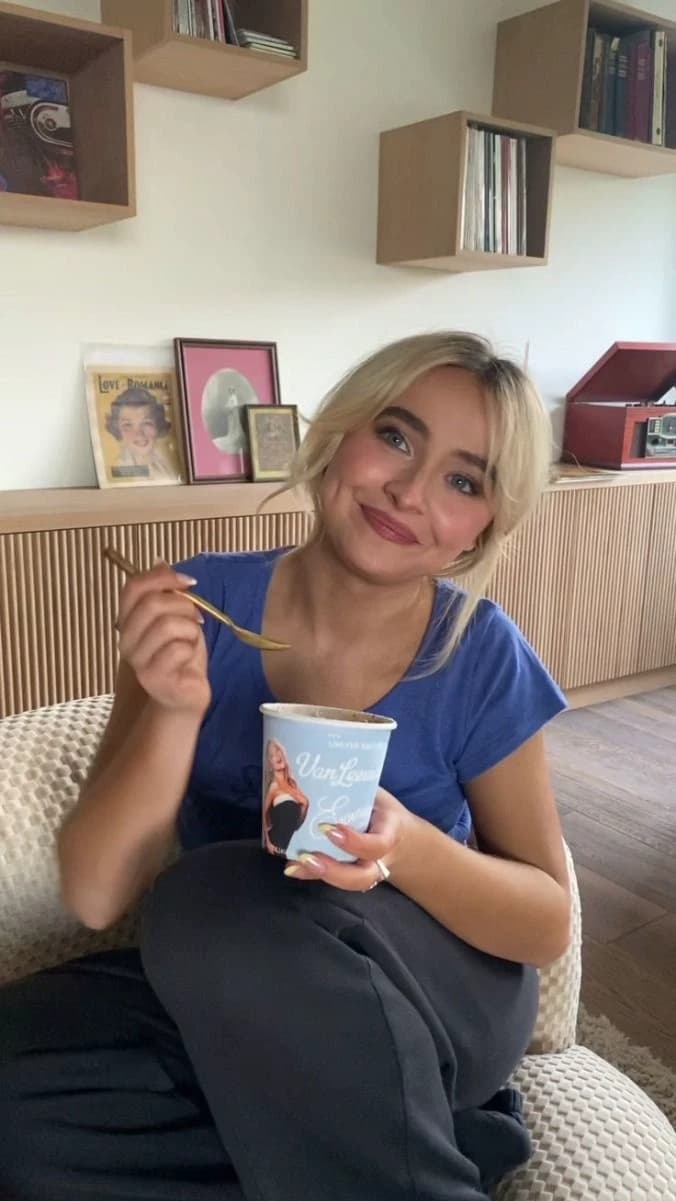 Sabrina carpenter  thumbnail
