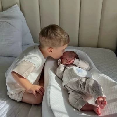 My husband prefers the little one. thumbnail