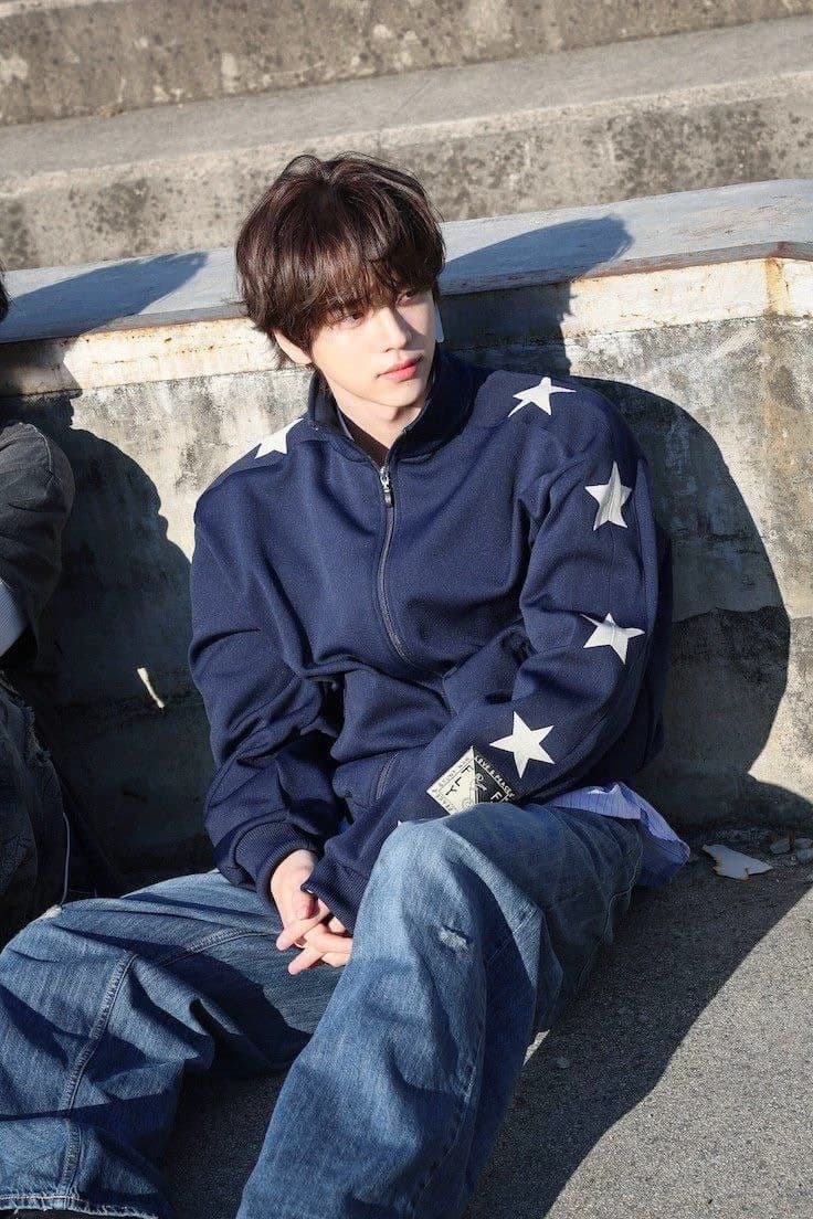 Shin Jung-hwan  thumbnail