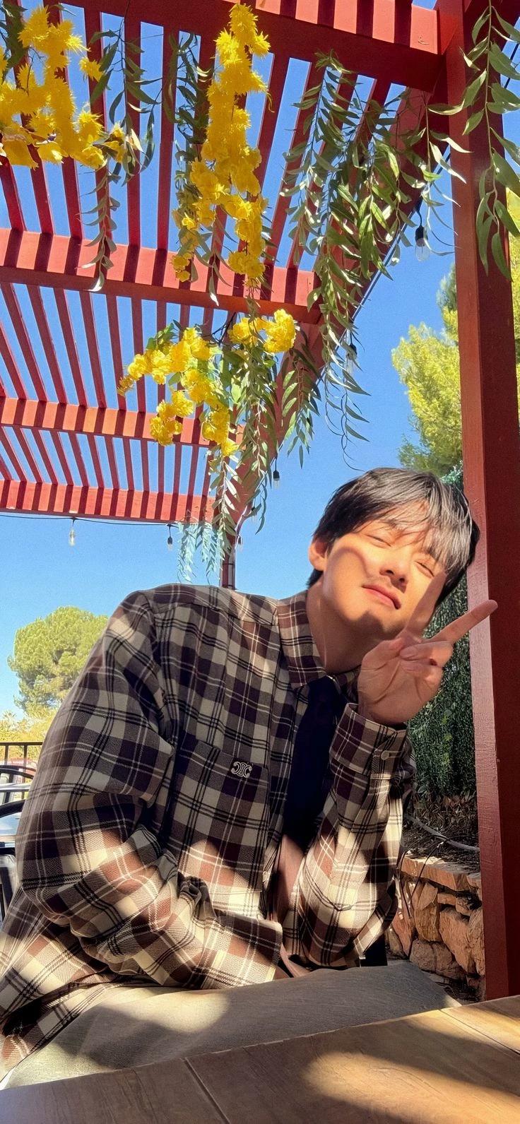 Taehyung thumbnail