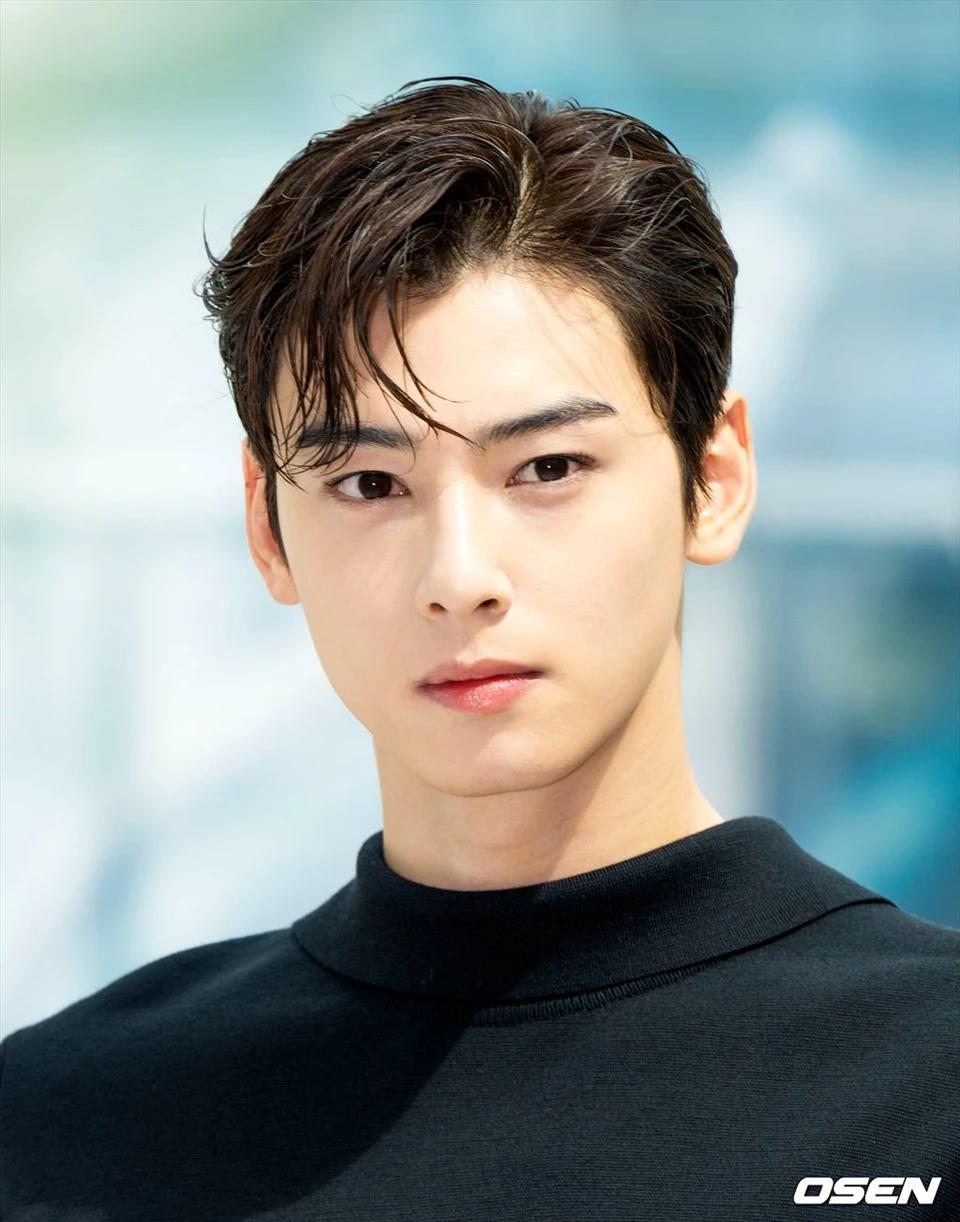  Cha Eun woo (Astro) Your father 😚 thumbnail