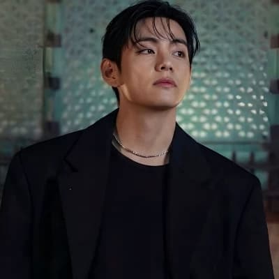 Kim Taehyung thumbnail