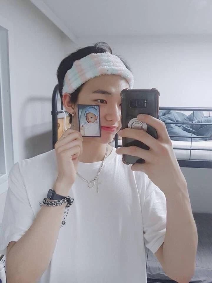 Hyunjin thumbnail