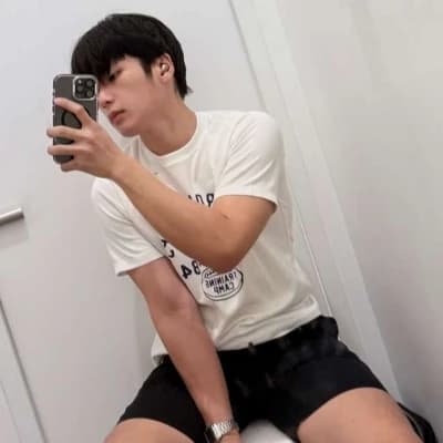 Neil De Castro thumbnail