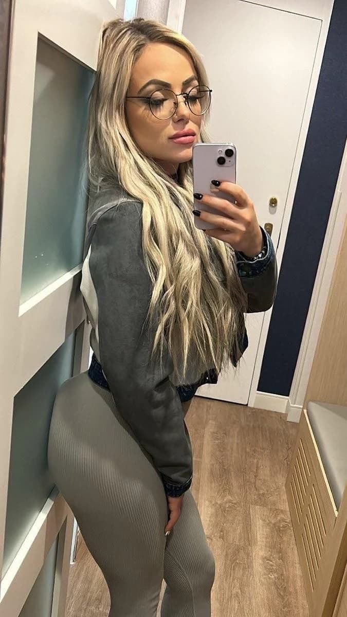 Gionna Daddio (Liv Morgan) thumbnail