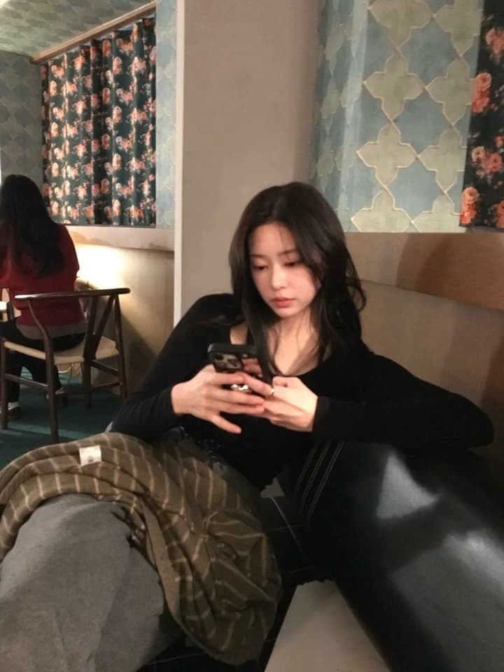 kim minju thumbnail