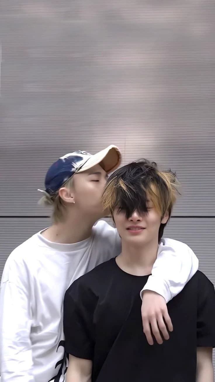 Hyunjin x Jeongin thumbnail
