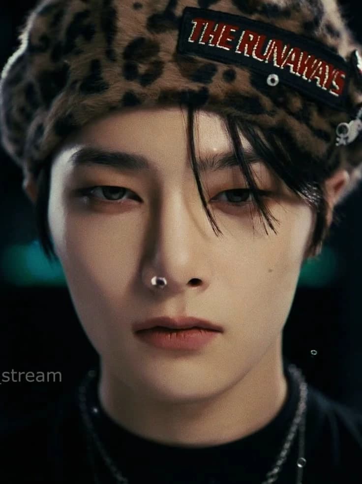 Yang Jeongin thumbnail